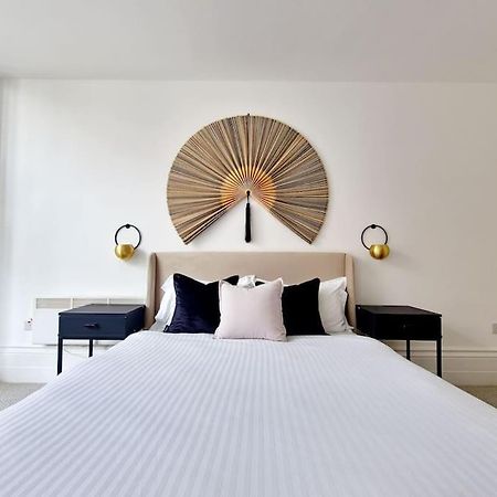 The Stray Adjacent, Interior-Designed 2-Bed Apartment- Luxury Harrogate Ngoại thất bức ảnh