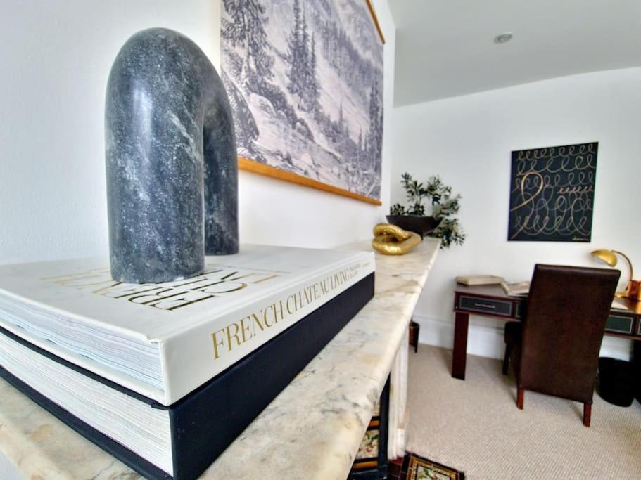 The Stray Adjacent, Interior-Designed 2-Bed Apartment- Luxury Harrogate Ngoại thất bức ảnh