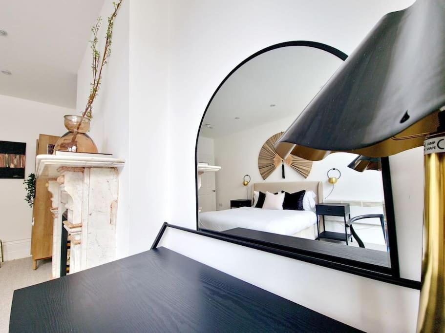 The Stray Adjacent, Interior-Designed 2-Bed Apartment- Luxury Harrogate Ngoại thất bức ảnh